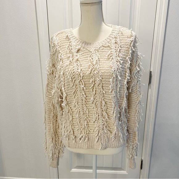 Gimmick Fringe Women's Sweater Size Medium Cream Long Sleeve - Picture 1 of 10